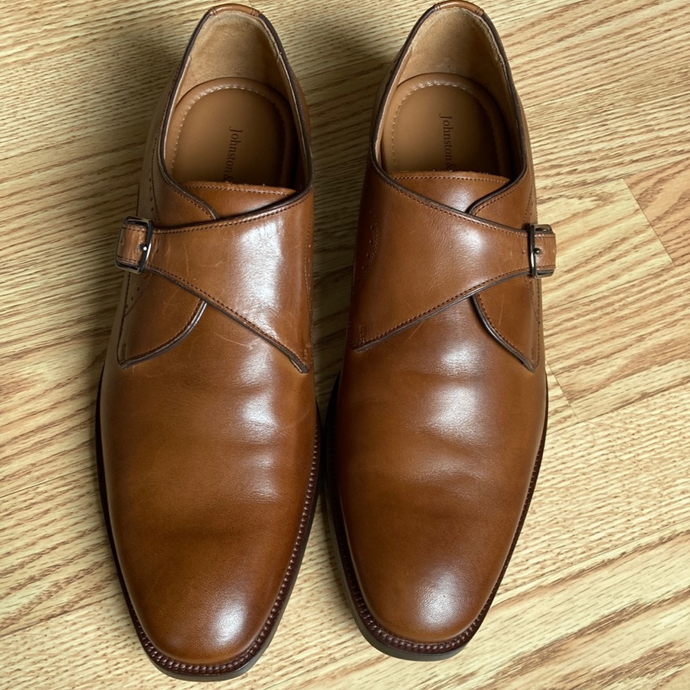 Johnston and Murphy Mens brown leather slip on